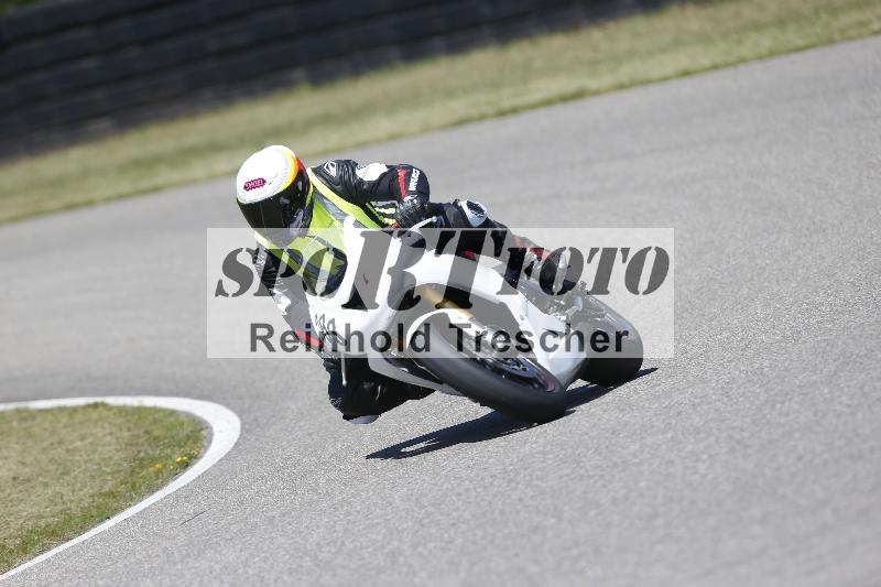 /15 22.05.2026  Plüss Moto Sport  Discover the Bike ADR /Gruppe rot - Race 3/383